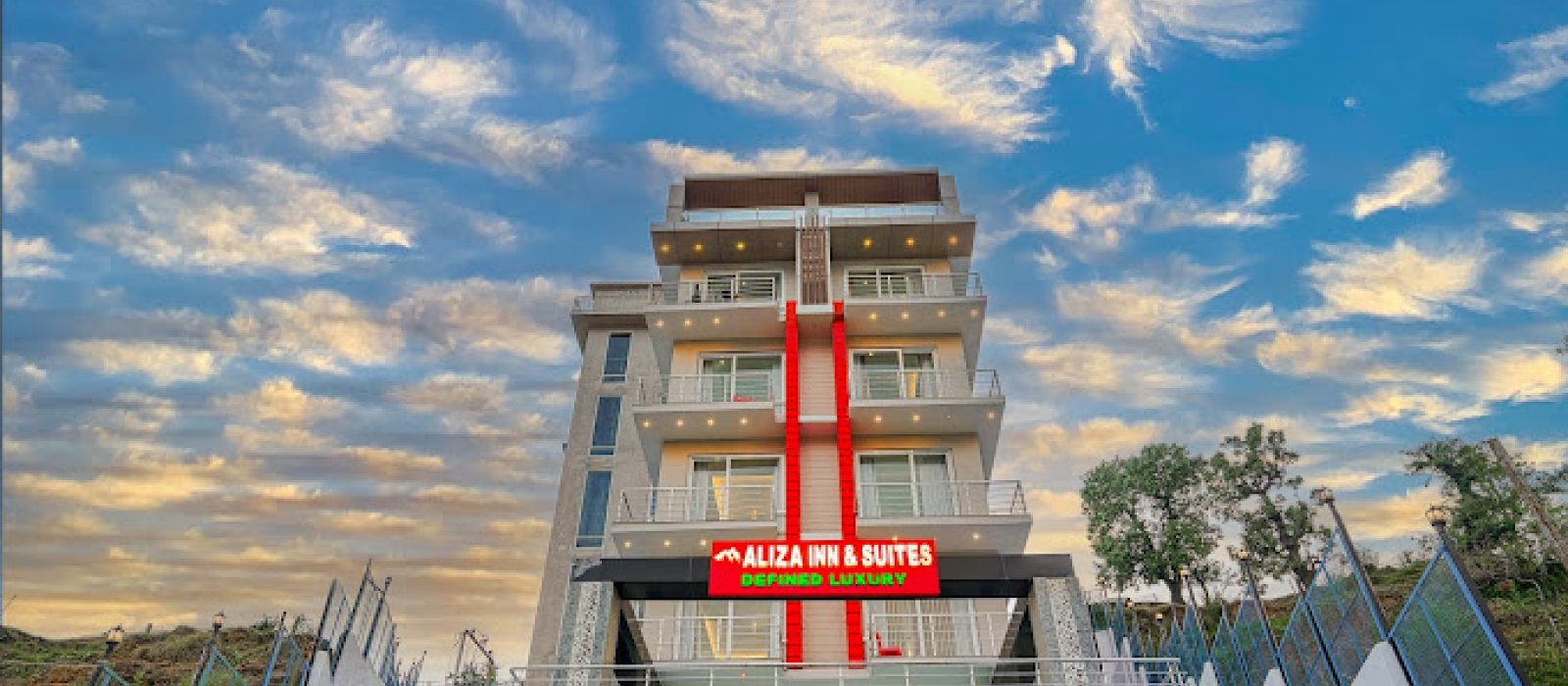 https://www.pearlstourism.net/Aliza Inn and Suites